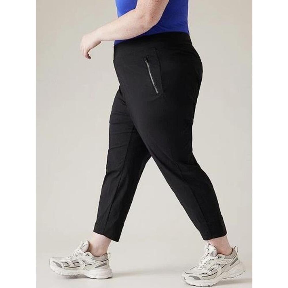 ATHLETA Women's Trekkie North High Rise Jogger Size 20 In Black - Picture 2 of 12